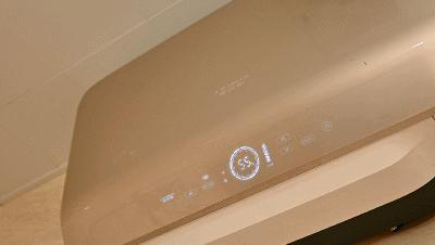 A.O.ʷ��˹����늟�ˮ�� �r(sh��)�и߶�ԡ�Ҳ���֮�x