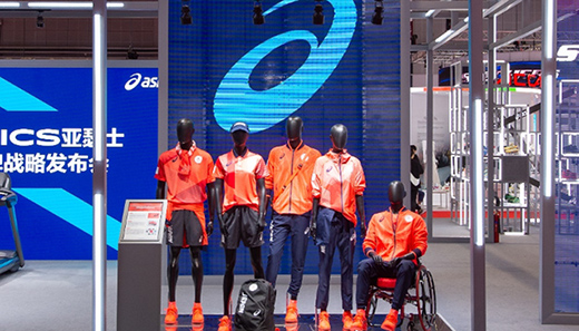 ��̫�ڝ����Ї��Ј�����ɪʿ��Ȼ���ڹ�����Ь