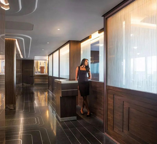 �˂����ʽ�ĵ�һ��(g��)�ӴΣ��T(m��n)��