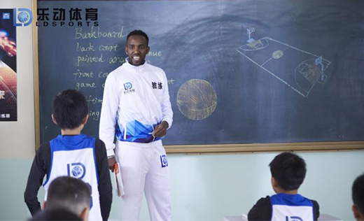 �����w�����I(l��ng)�ИI(y��)�l(f��)չ�����҇�������Ľ������L����