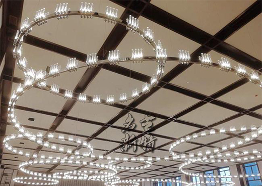 һ��M���������ğ���������g���Ƴ���ͬ�Շ�