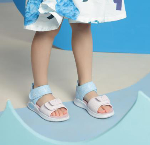 �ļ���ظߣ�һ�p��ͯ��Ьጷ��ļ����