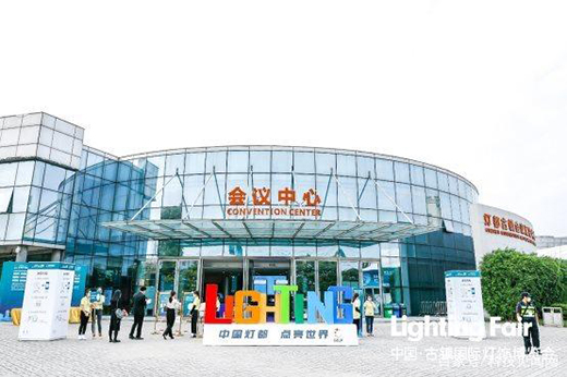 ���չ��(hu��)�����Ԫ����һ�w�� ��ɽ���(zh��n)���(ji��)�O�ߴ�����