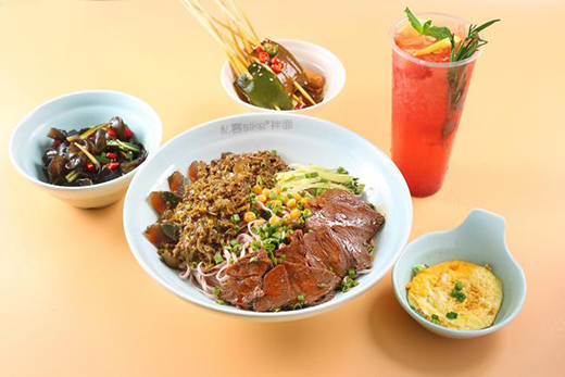 面大師機(jī)器人閃亮登場：特有面向你詮釋何為智能廚房