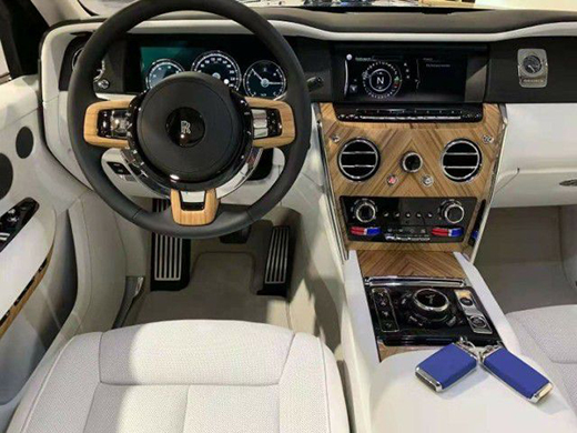 ��˹�R˹������ LED����(n��i)���Ƕ�pR��