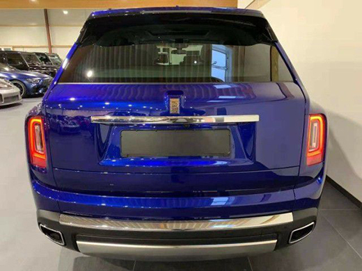 勞斯萊斯庫里南 LED大燈內(nèi)部鑲嵌雙R標(biāo)