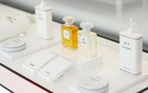 �ļ����£������e�^���o�w��Ʒ�µ���u