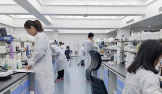 �뮀�������o�wƷِ���еġ���(chu��ng)���ɡ�,�M������o�w����