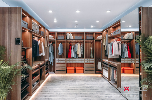 CBDչ�M�Еr| ģ�K���ռ{��ԽסԽ�ϰa���N����ñ�g