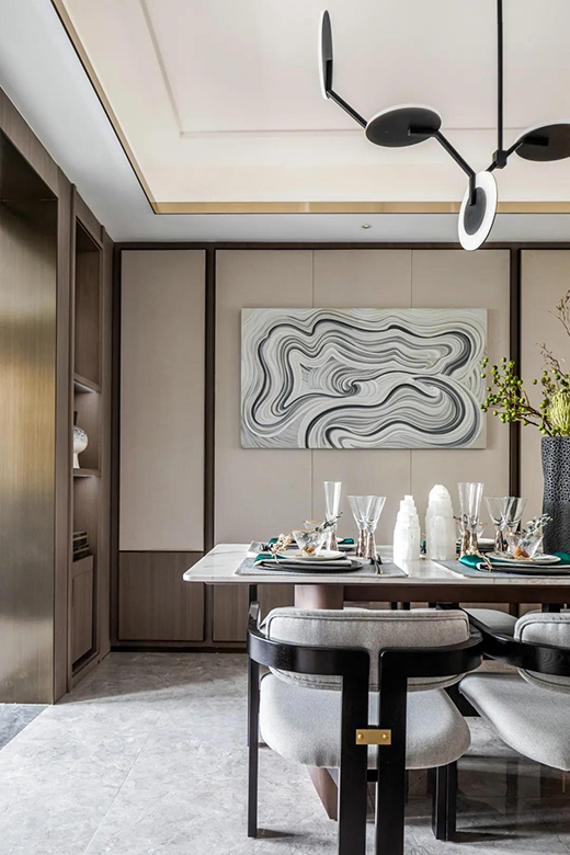 �����¾����������������F(xi��n)����ʽ