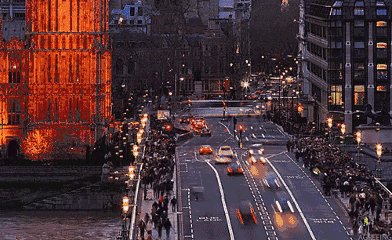 ���h�T�I(y��)ح����ɫ�ʴ��䣬׌���c����ͬ!