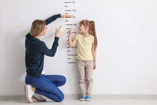 �\(y��n)��(d��ng)���L(zh��ng)��������ʿ?j��)�ͯЬ�麢�ӳ��L(zh��ng)