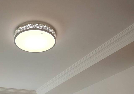 �W��LED��픟��u(p��ng)�y(c��)���o���۾�������m