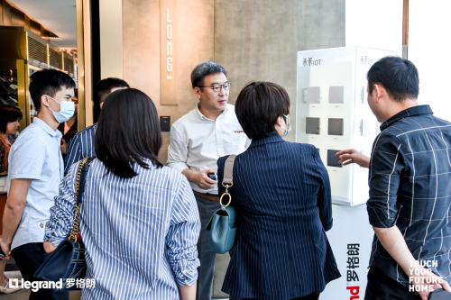 �_�����ݾ�TOUCH��δ�Rϵ�����ܼҾӽ�Q����ȫ�°l(f��)��