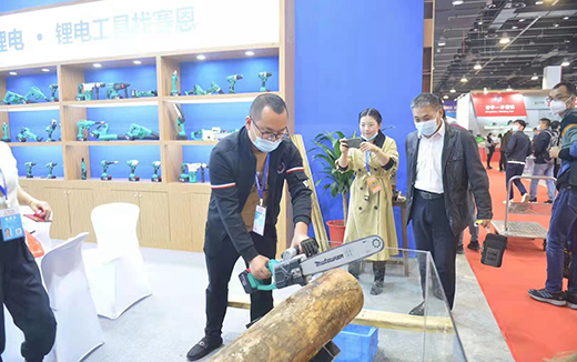 ���߾��⡱չʾ��(j��ng)��(zh��ng)��������26���Ї�(gu��)����[��(hu��)�ɹ��e�k