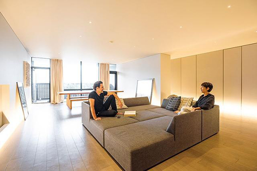 180�O��ƽ���x�O���L(f��ng)��ȫ�ݟo�����O(sh��)Ӌ