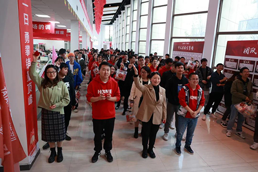 TATAľ�T�pʮһȫ�W(w��ng)�۷e�ɽ��~12.5�|�����T���Ƹ߳�!