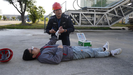 以演帶訓(xùn) 富士通電梯集團舉辦安全應(yīng)急消防演練活動