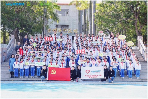 �����l(xi��ng)�����d�����׼��F(tu��n)�y�֋����W(w��ng)�_չ��������У�С�