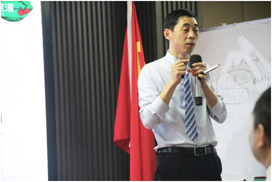 �ۄݳɴ�I(y��) �P��̤��; 2022���h���w���Ј��I�N����A�M���_