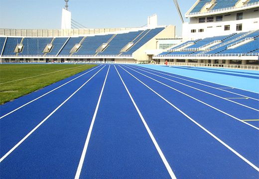 學校操場塑膠跑道有哪些標志性的特點?