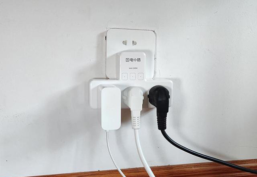 智能、實(shí)用支持語音控制：電小酷CP3-AM智能插座