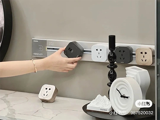 ���T��܉��������������N������