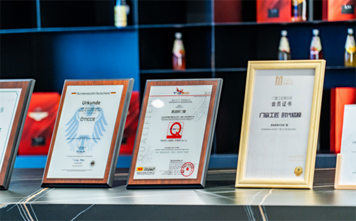 �W��˹�T���a(ch��n)Ʒ���Ї�(gu��)�˱�PICC�б����������M(f��i)�ߙ�(qu��n)��