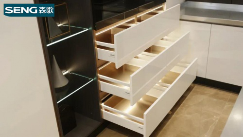 森歌廚房不銹鋼櫥柜定制，年輕人時尚的追求