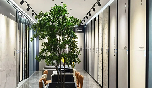 ���`�|(zh��)�Ўr�塤ͩ�l(xi��ng)�꣺�M�M�ҾӸ������������롰�ҡ���ģ��