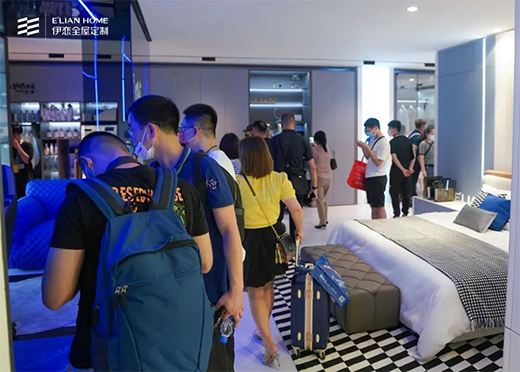 �Wҫ���������ȫ�ݶ�������չ�F(xi��n)����ɫ���L��