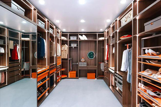 ֱ���𱬬F(xi��n)��(ch��ng)|������(l��)����Ӳ�˹�չ