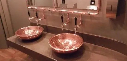 �ܲ��е�Ӳ�˚������֡������~��