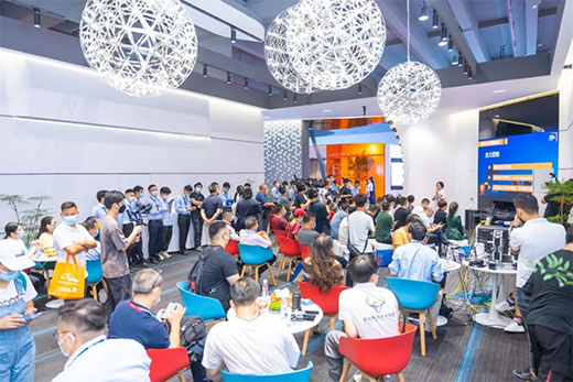 ��(d��ng)�t��׌��DTC2022��Ʒ�l(f��)����(hu��)�ߡ���+���g��ֱ���Wҫ�ʬF(xi��n)