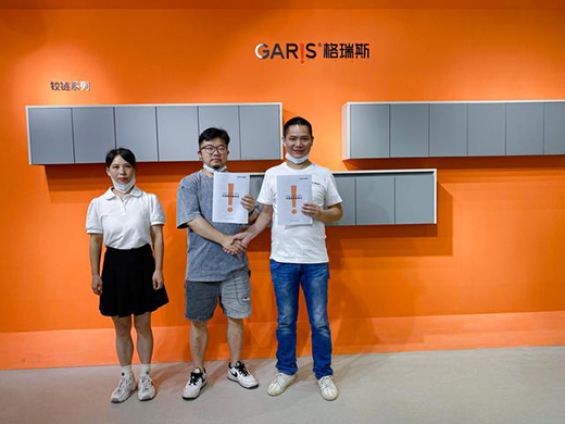 ���|(zh��)ȡ�����ի@�M�M!GARIS����˹�ɹ����s��Һ������!