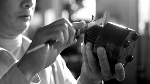 �����Ʒ���Ե¶�������С�|�ĳ����c�����Ľ��ľ���