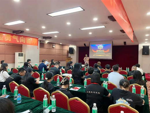 ��(chu��ng)��S��(ji��n)ȫ�ݶ��ơ���܊����•ȫ��(li��n)��(d��ng)������������(d��ng)���(hu��)��ʽ�e��