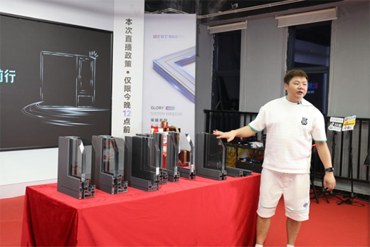 ���ϡ��r(ji��)�������sҫǰ�� ��ͥ�T������ֱ�����A�M�չ�!