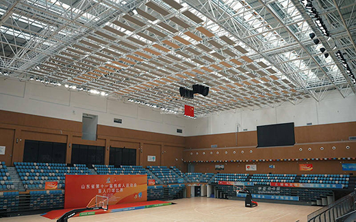 專業(yè)的體育中心場館LED照明用什么燈比較好