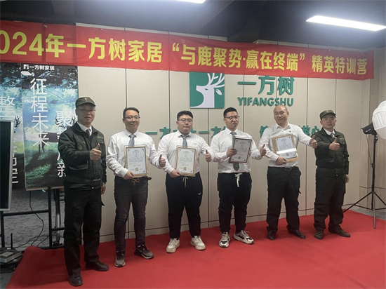 �c¹�ۄ�(sh��)���A�ڽK�� һ����ҾӾ�Ӣ��Ӗ(x��n)�I(y��ng)�A�M��Ļ