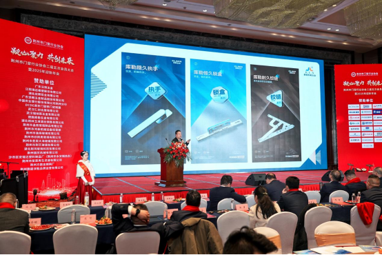 ������������G���T���f(xi��)���������������֮��